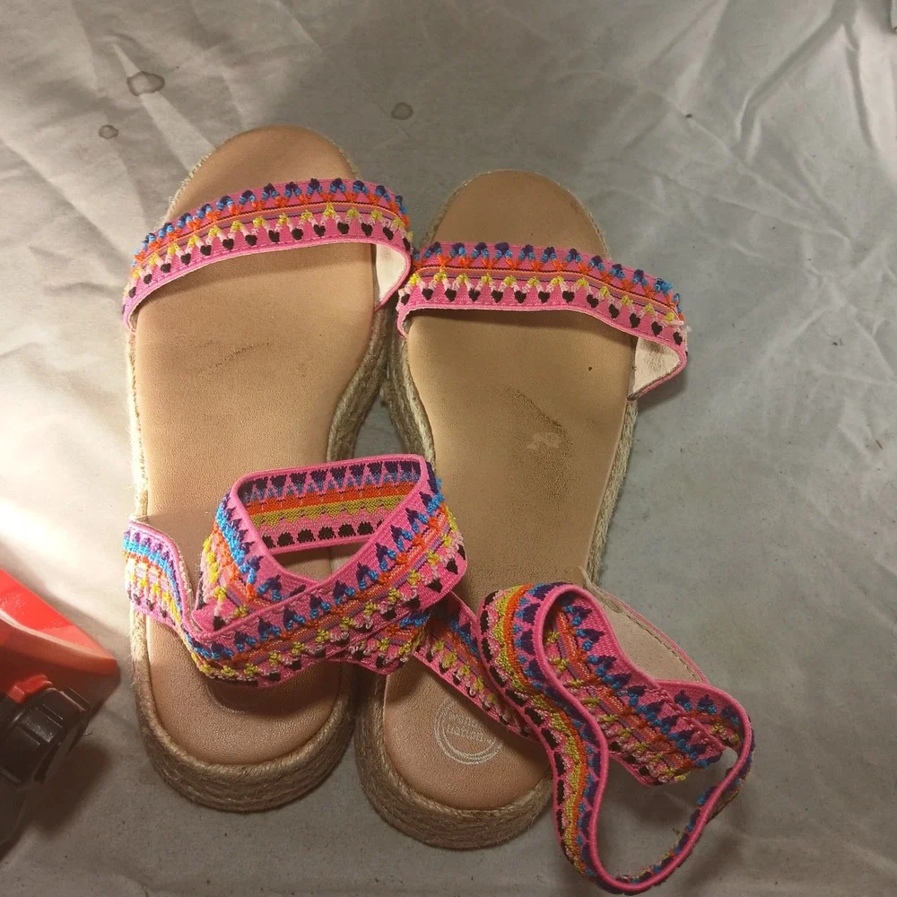 Wonder Nation Platform Espadrille Sandals‎ Size 3 Pink Multi Boho Embroidered